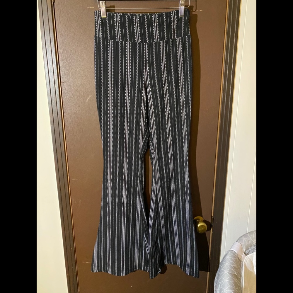 Black and white stretch pants